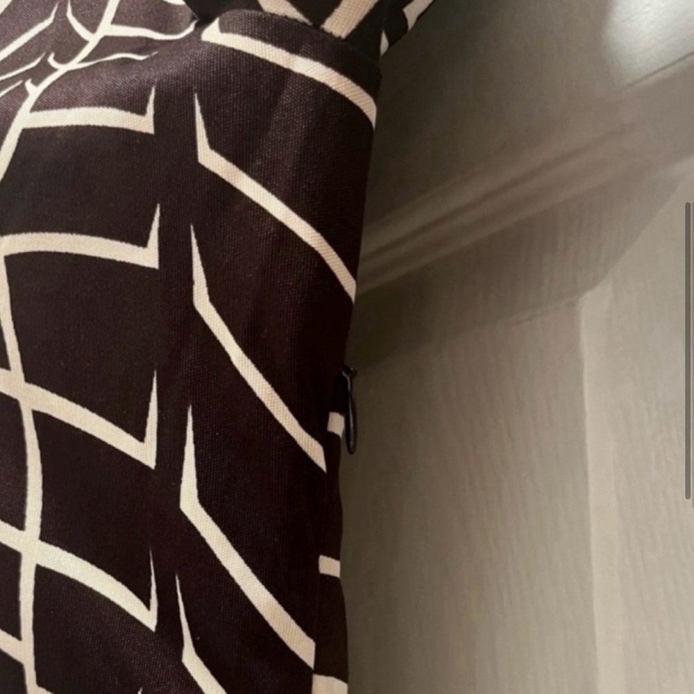 TORY BURCH Brown Banana Leaf Print V-Neck Empire Silk Sheath Dress - Small-EUC - Picture 4 of 9